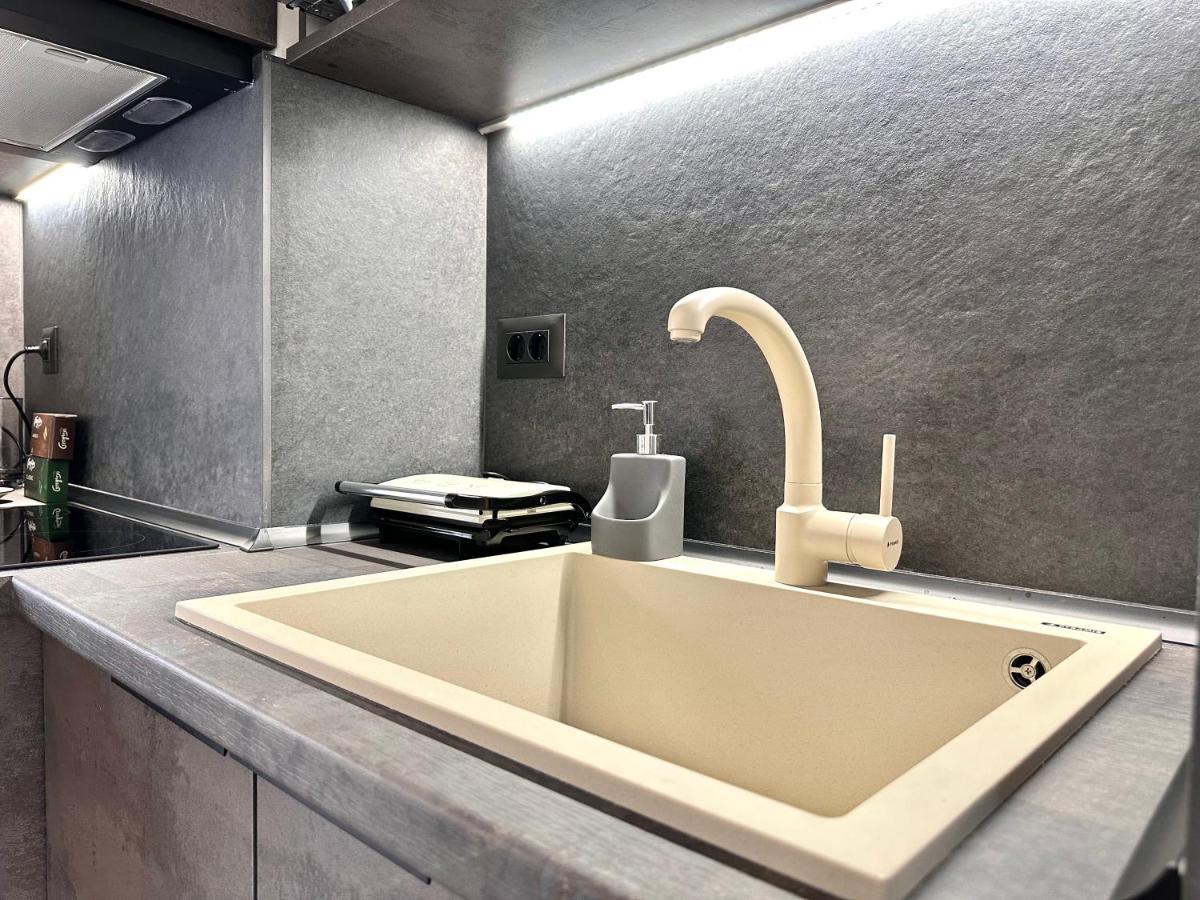 Seaside Deluxe Apartment Ialysós Eksteriør bilde