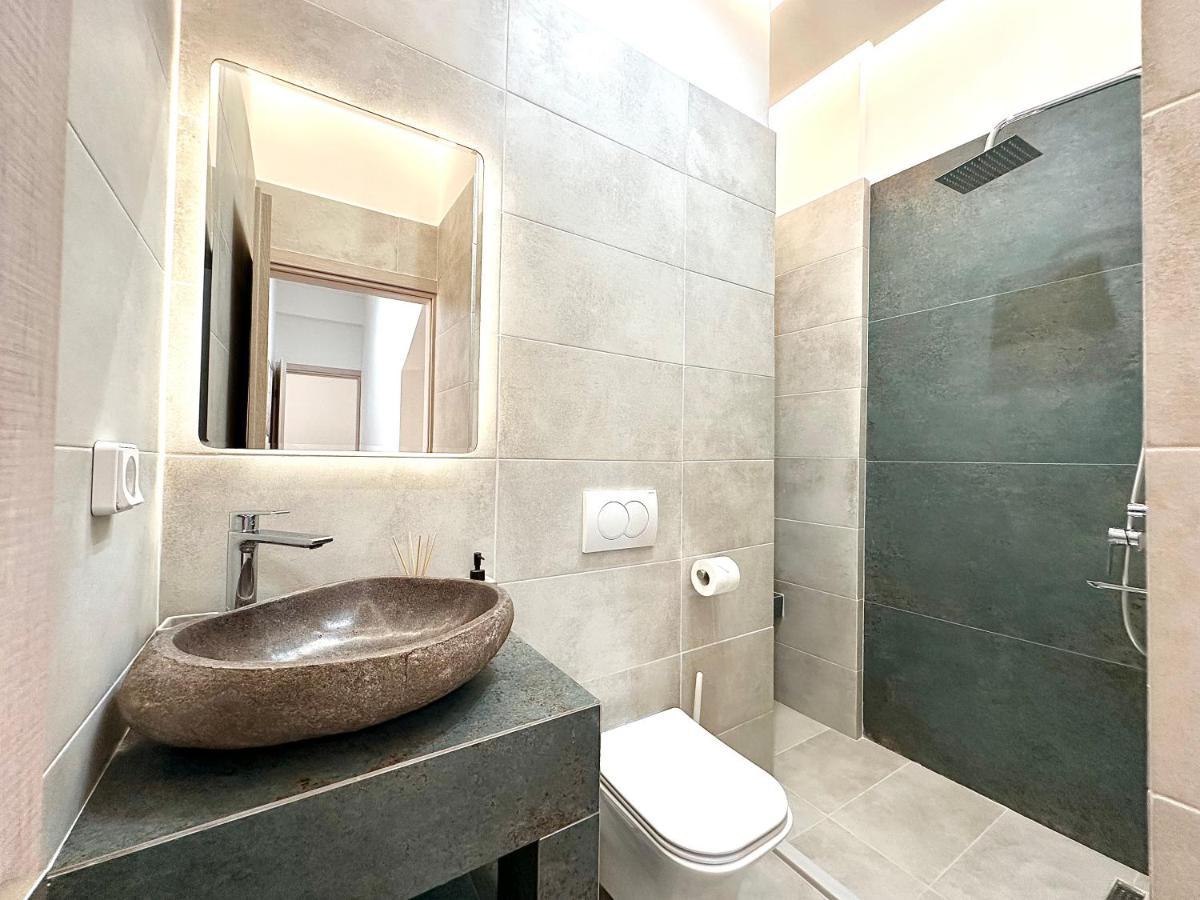 Seaside Deluxe Apartment Ialysós Eksteriør bilde
