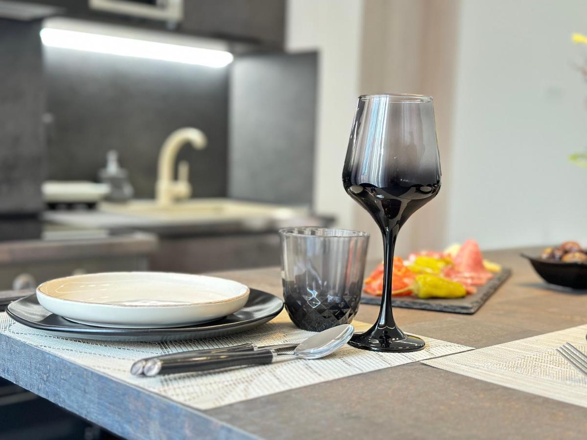 Seaside Deluxe Apartment Ialysós Eksteriør bilde
