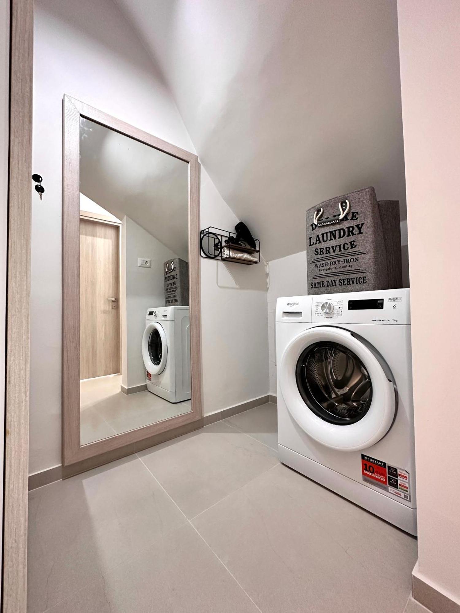 Seaside Deluxe Apartment Ialysós Eksteriør bilde